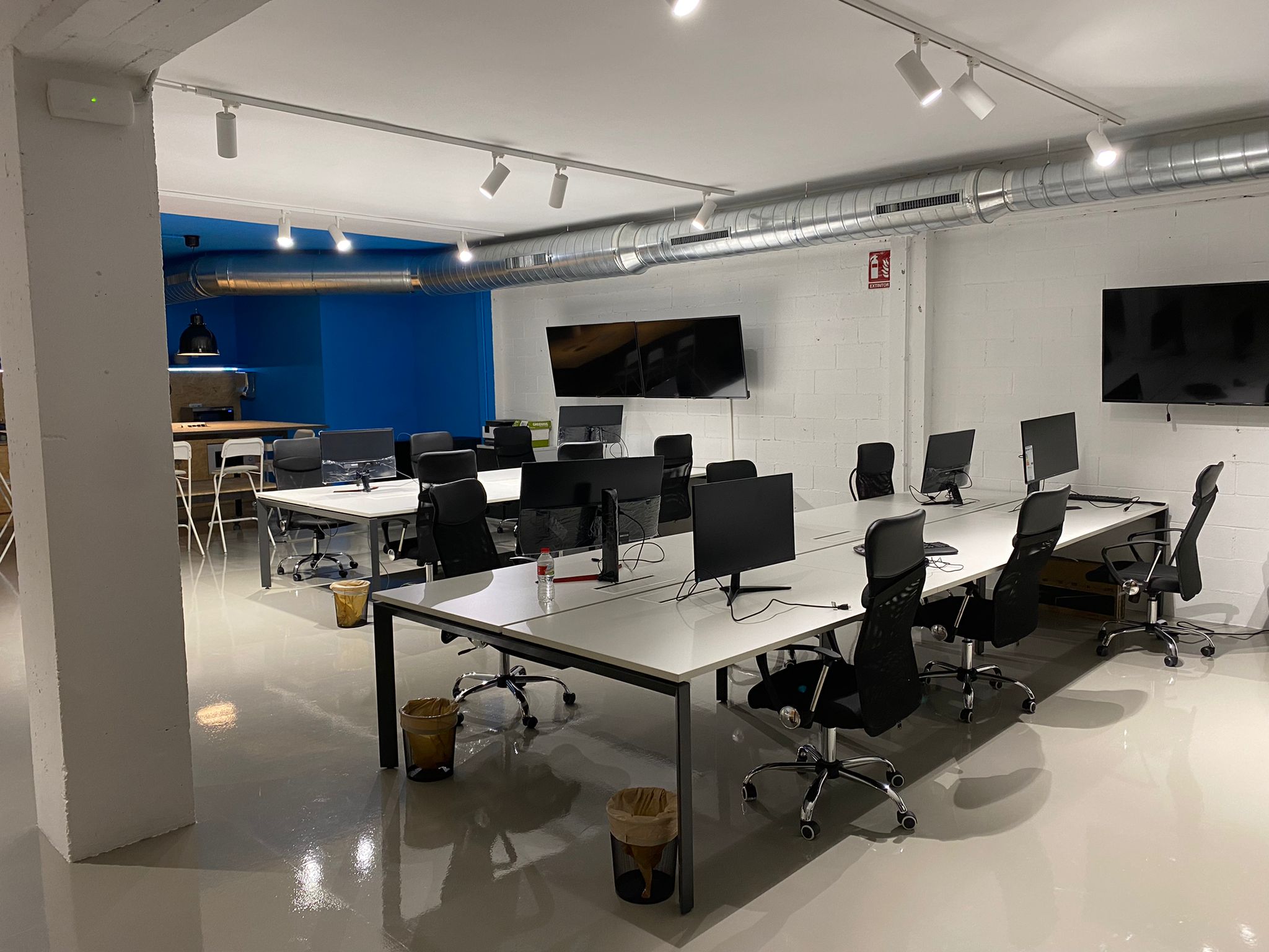 Oficinas Redoadly Technologies - CRUGA Rehabilita